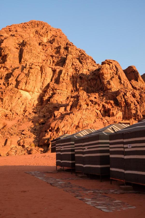Wadi Rum Fig Tree Camp Exterior photo